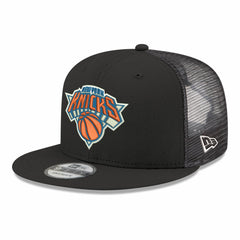 New Era New York Knicks Core Logo Meshback 9FIFTY Snapback Hat