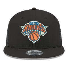 New Era New York Knicks Core Logo Meshback 9FIFTY Snapback Hat