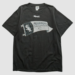 Black Chicago White Sox Lee Apparel 2005 T-Shirt