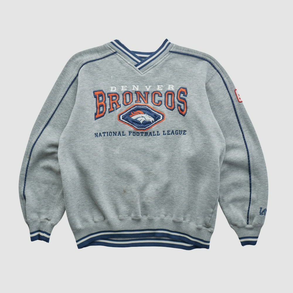Lee Apparel 90s Pullover Sweatshirt - Denver Broncos Pullover
