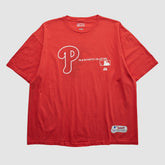 Red Philadelphia Phillies Majestic 2000s T-shirt