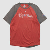 Red Philadelphia Phillies Majestic 2000s T-shirt