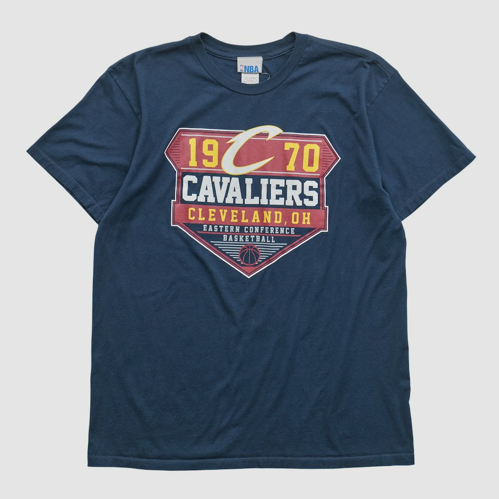Vintage Cleveland Cavaliers NBA 2000s T-shirt sale