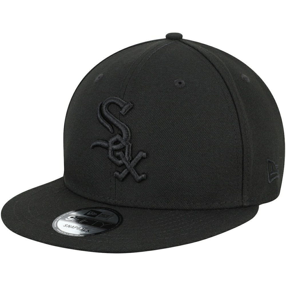Black Chicago White Sox New Era Black on Black 9FIFTY Team Snapback Adjustable Hat