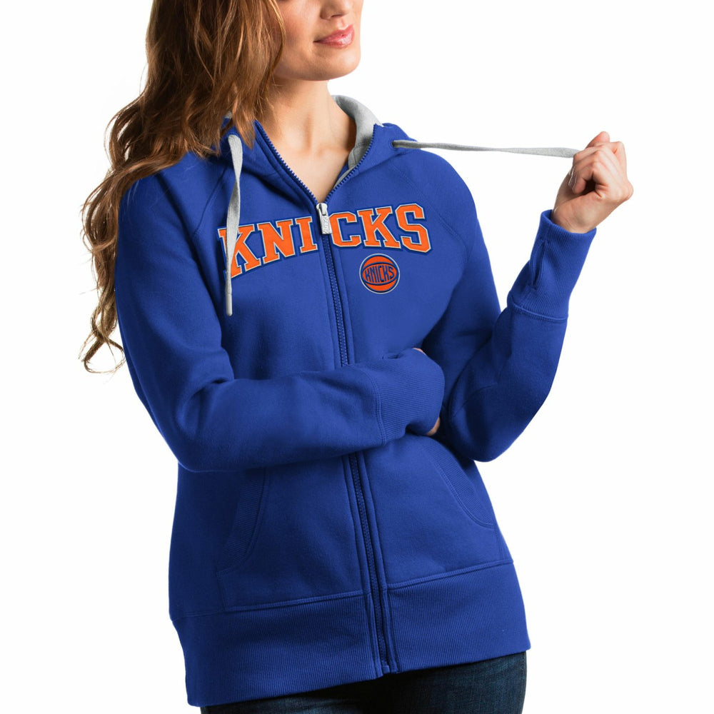 New York Knicks Antigua Women's Team Victory Full-Zip Hoodie