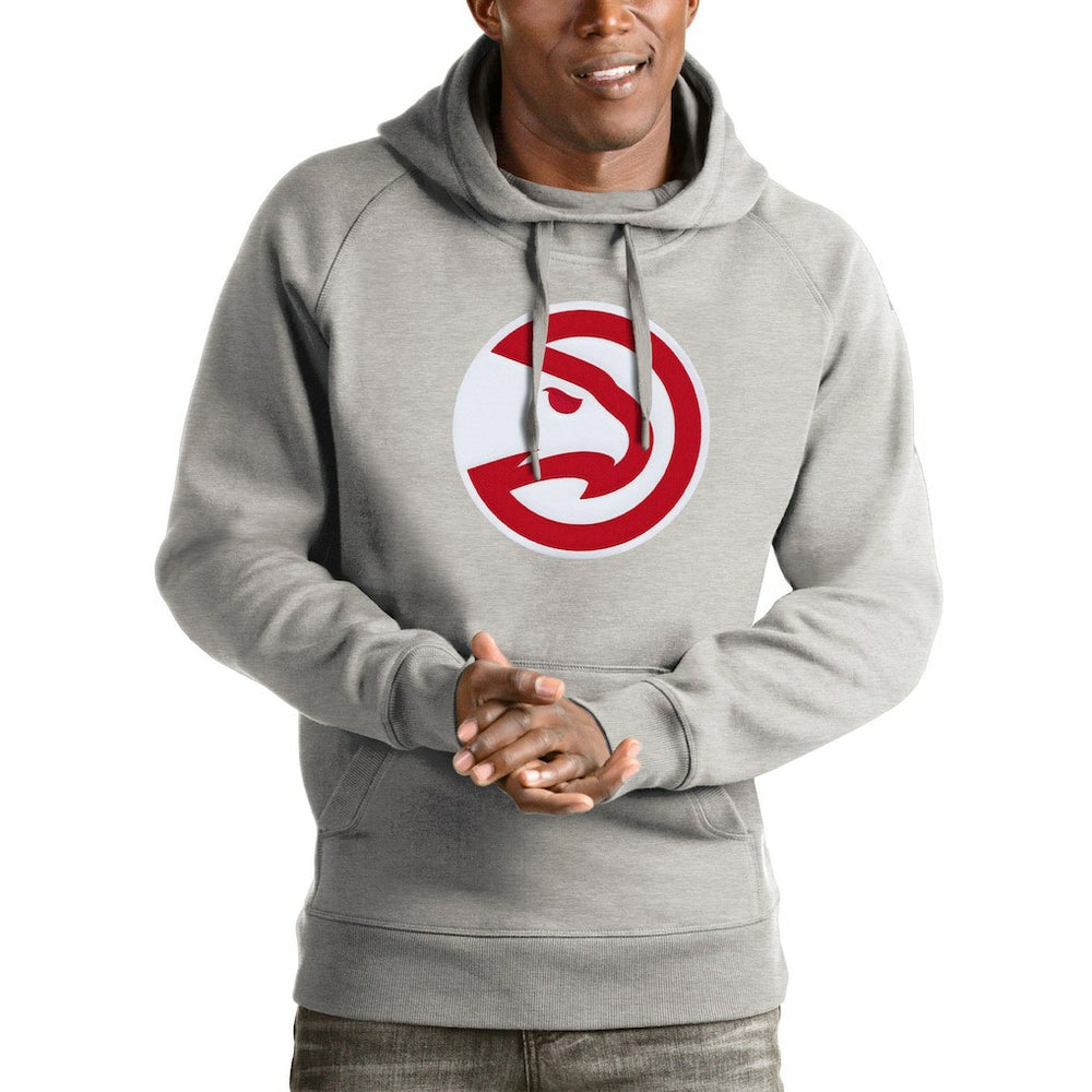 Atlanta Hawks Antigua Logo Victory Pullover Hoodie