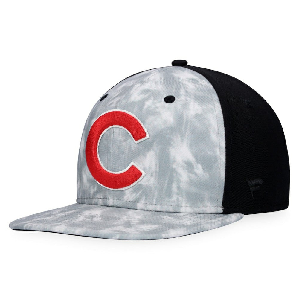 Gray Chicago Cubs Majestic Smoke Dye Snapback Hat