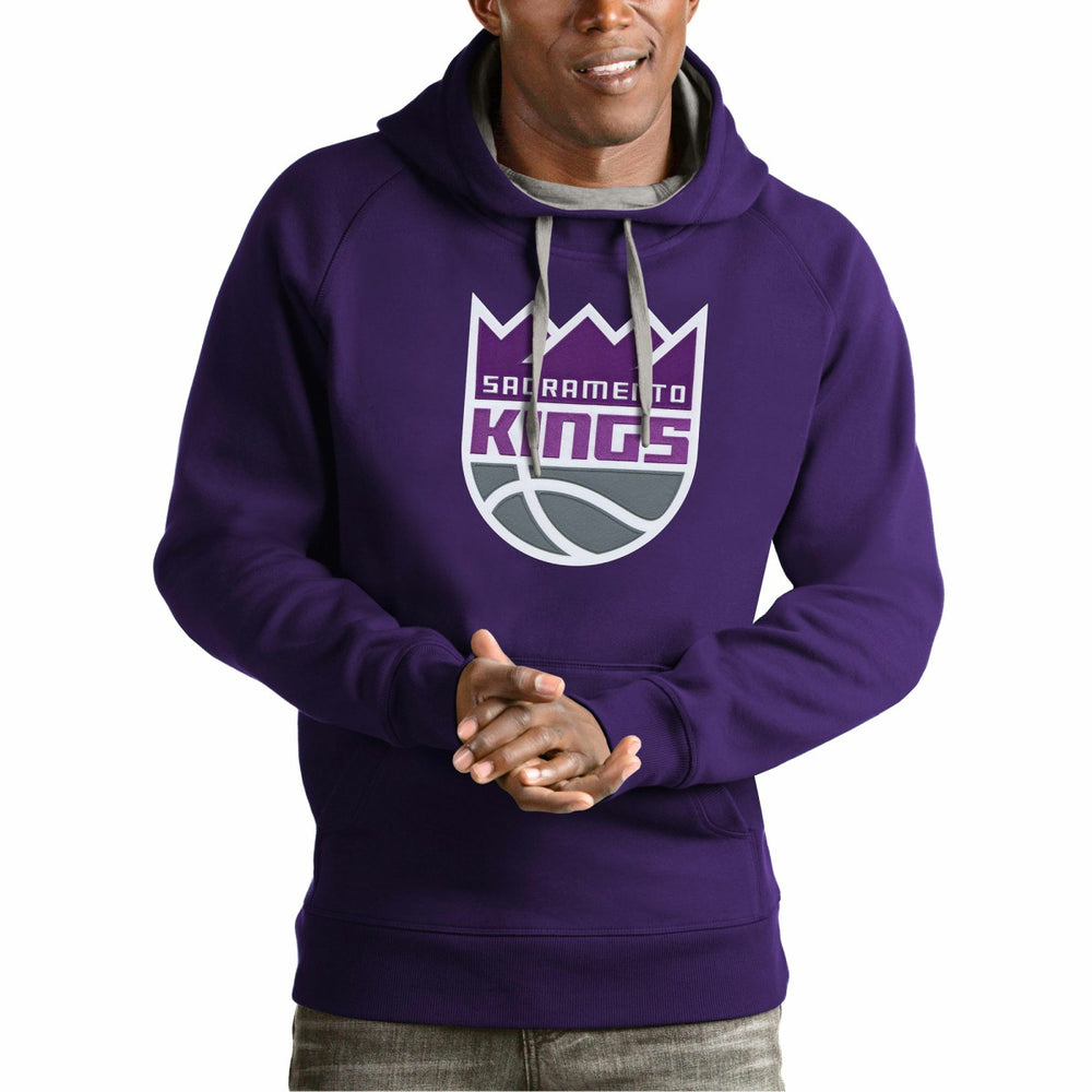 Sacramento Kings Antigua Team Logo Victory Pullover Hoodie
