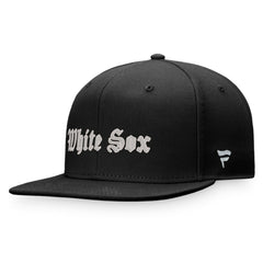 Black Chicago White Sox Fanatics Gothic Script Fitted Hat