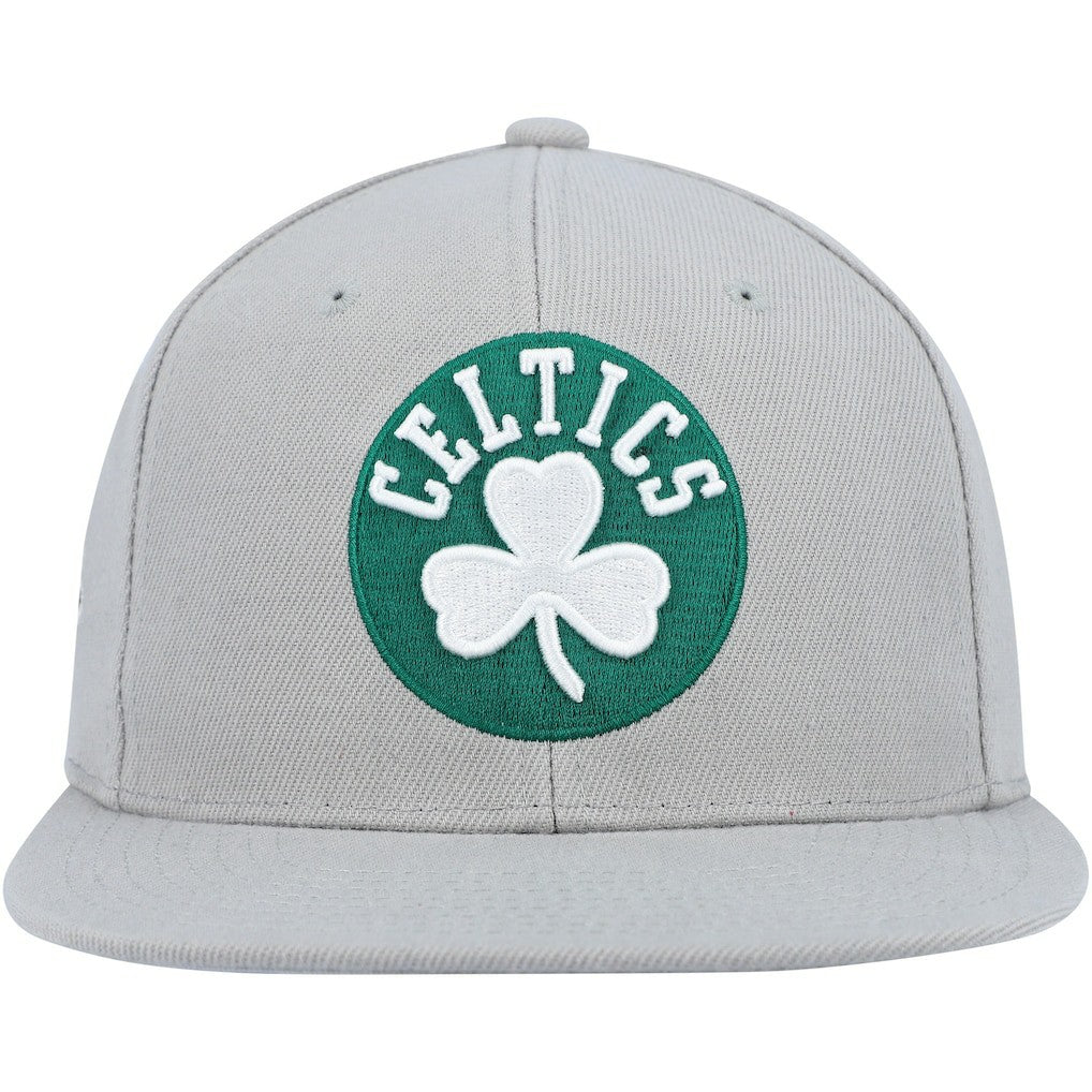 Mitchell & Ness Boston Celtics Side Core 2.0 Snapback Hat