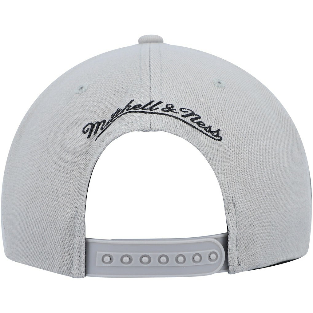 Mitchell & Ness Brooklyn Nets Side Core 2.0 Snapback Hat