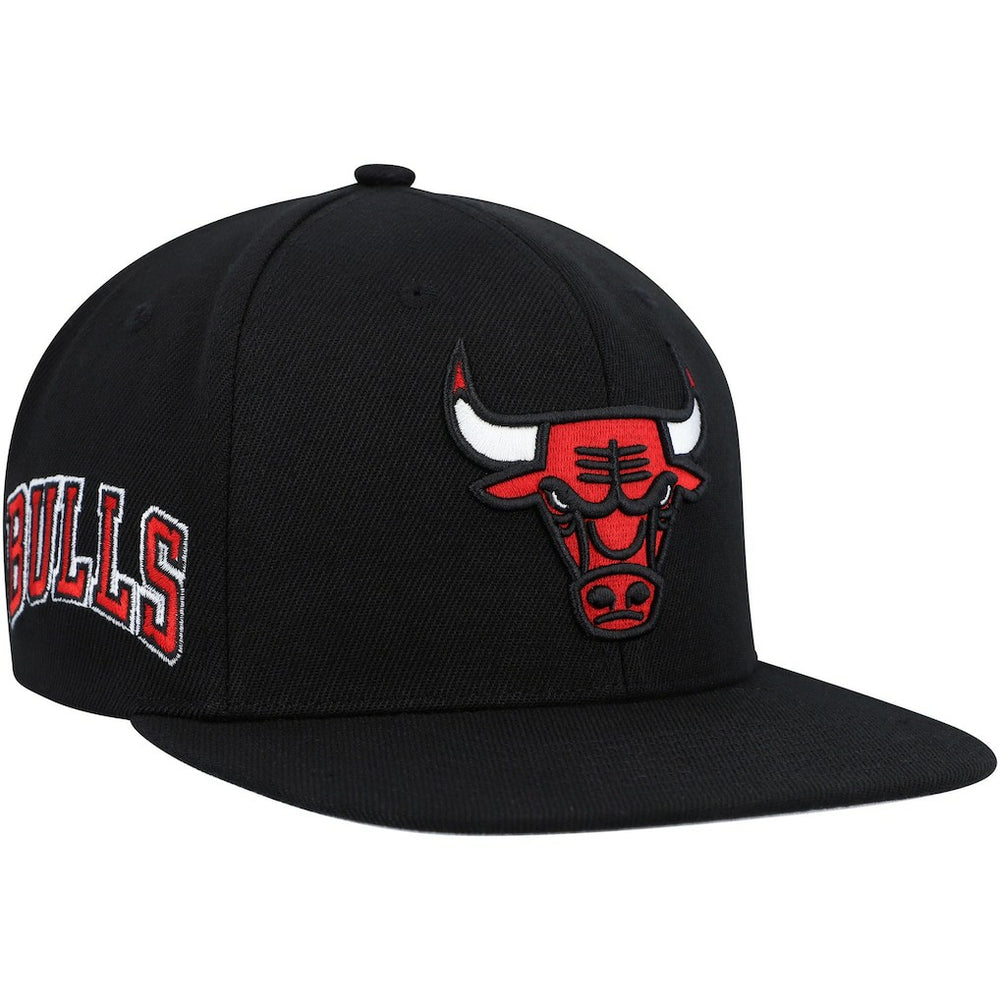 Mitchell & Ness Chicago Bulls Side Core 2.0 Snapback Hat