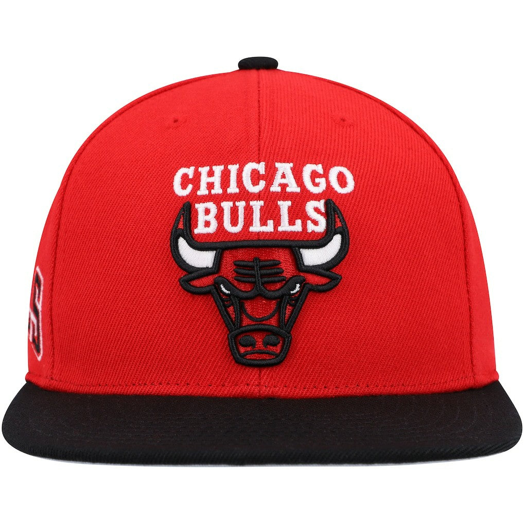 Mitchell & Ness Chicago Bulls Side Core 2.0 Snapback Hat