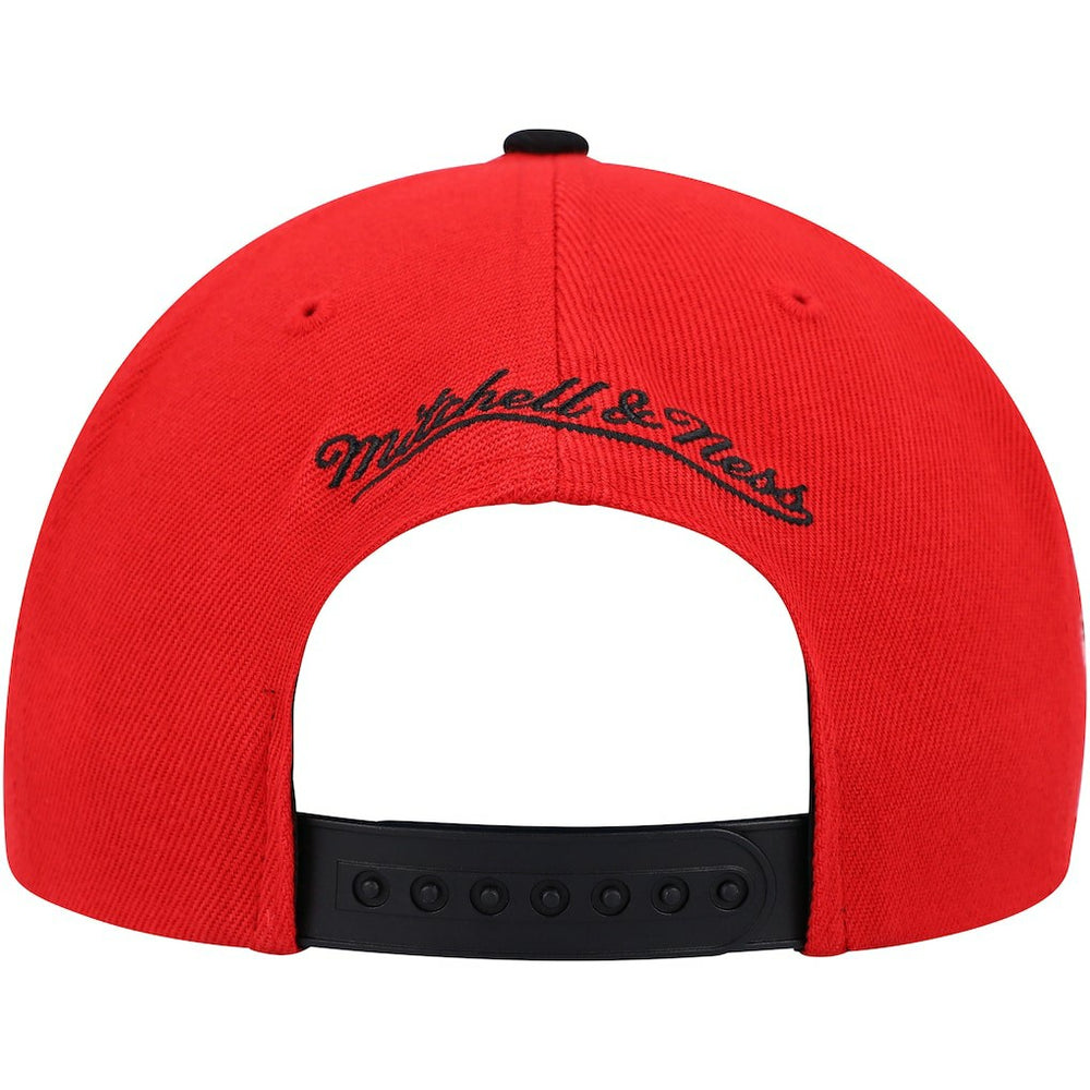 Mitchell & Ness Chicago Bulls Side Core 2.0 Snapback Hat