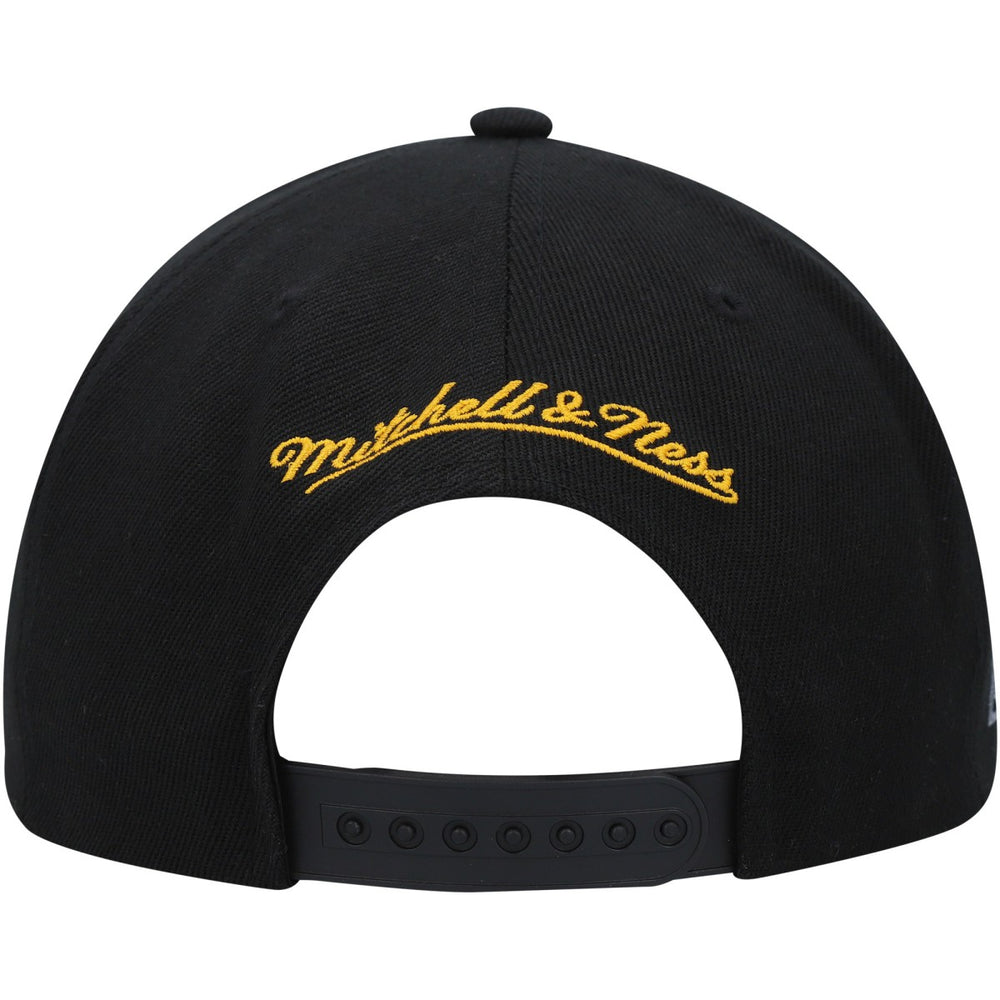 Mitchell & Ness Phoenix Suns Side Core 2.0 Snapback Hat