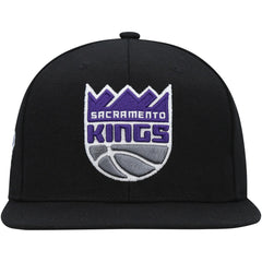 Mitchell & Ness Sacramento Kings Side Core 2.0 Snapback Hat
