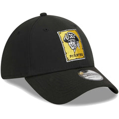 Black Pittsburgh Pirates New Era Logo 39THIRTY Flex Hat