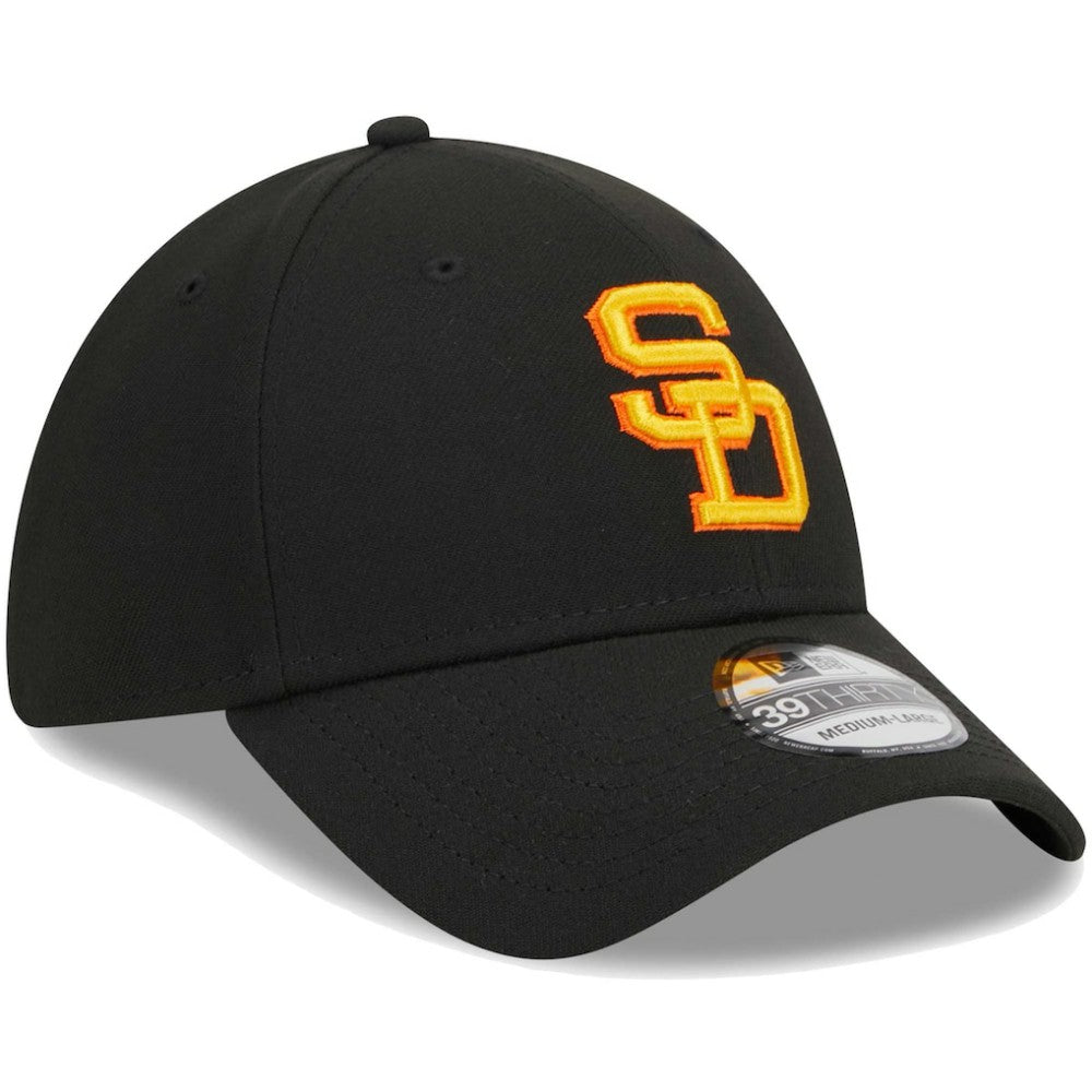 Black San Diego Padres New Era Logo 39THIRTY Flex Hat