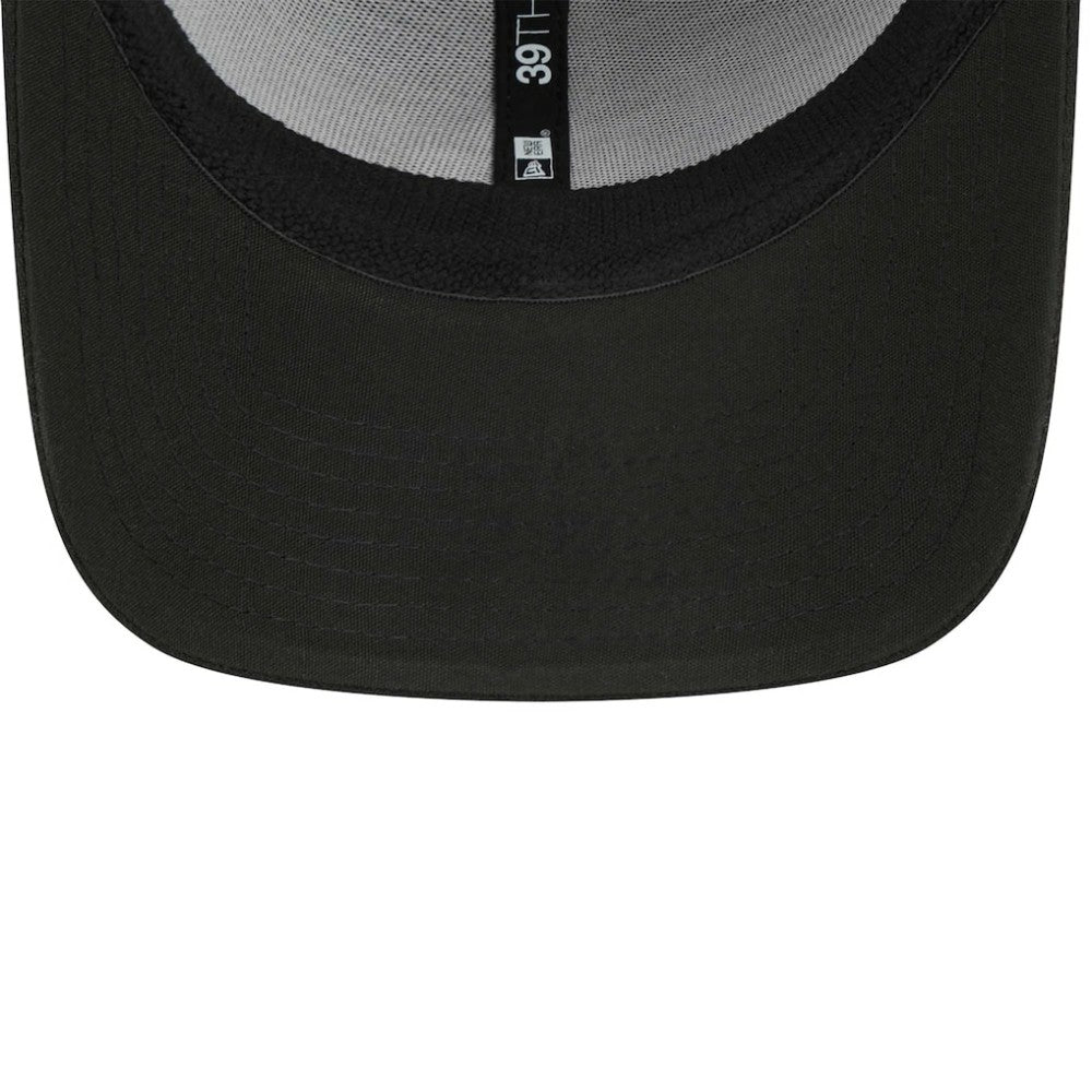 Black San Diego Padres New Era Logo 39THIRTY Flex Hat