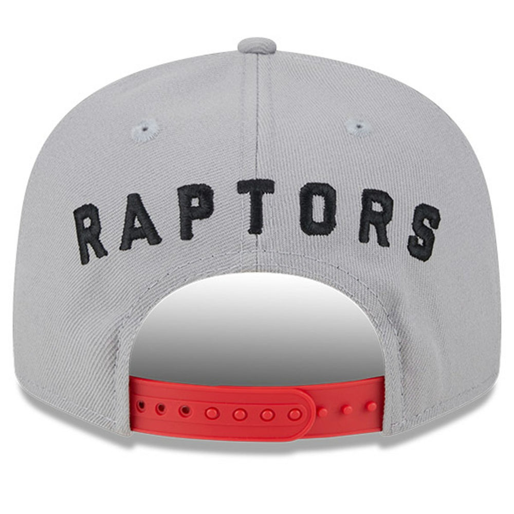 New Era Toronto Raptors Chenille Band 9FIFTY Snapback Hat