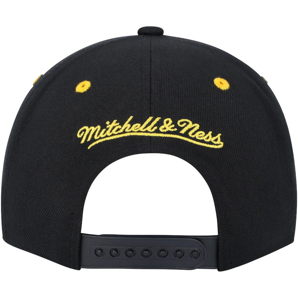 NHL Boston Bruins Mitchell & Ness LOFI Pro Snapback Hat