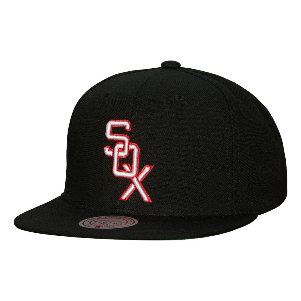 Black Chicago White Sox Mitchell & Ness Cooperstown Collection Snapback Hat