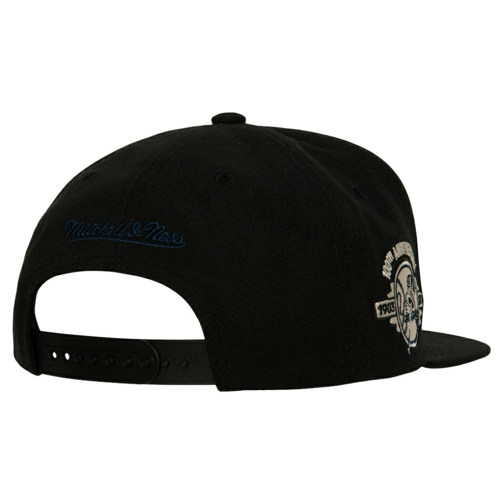 Black New York Yankees Mitchell & Ness Cooperstown Collection True Classics Snapback Hat