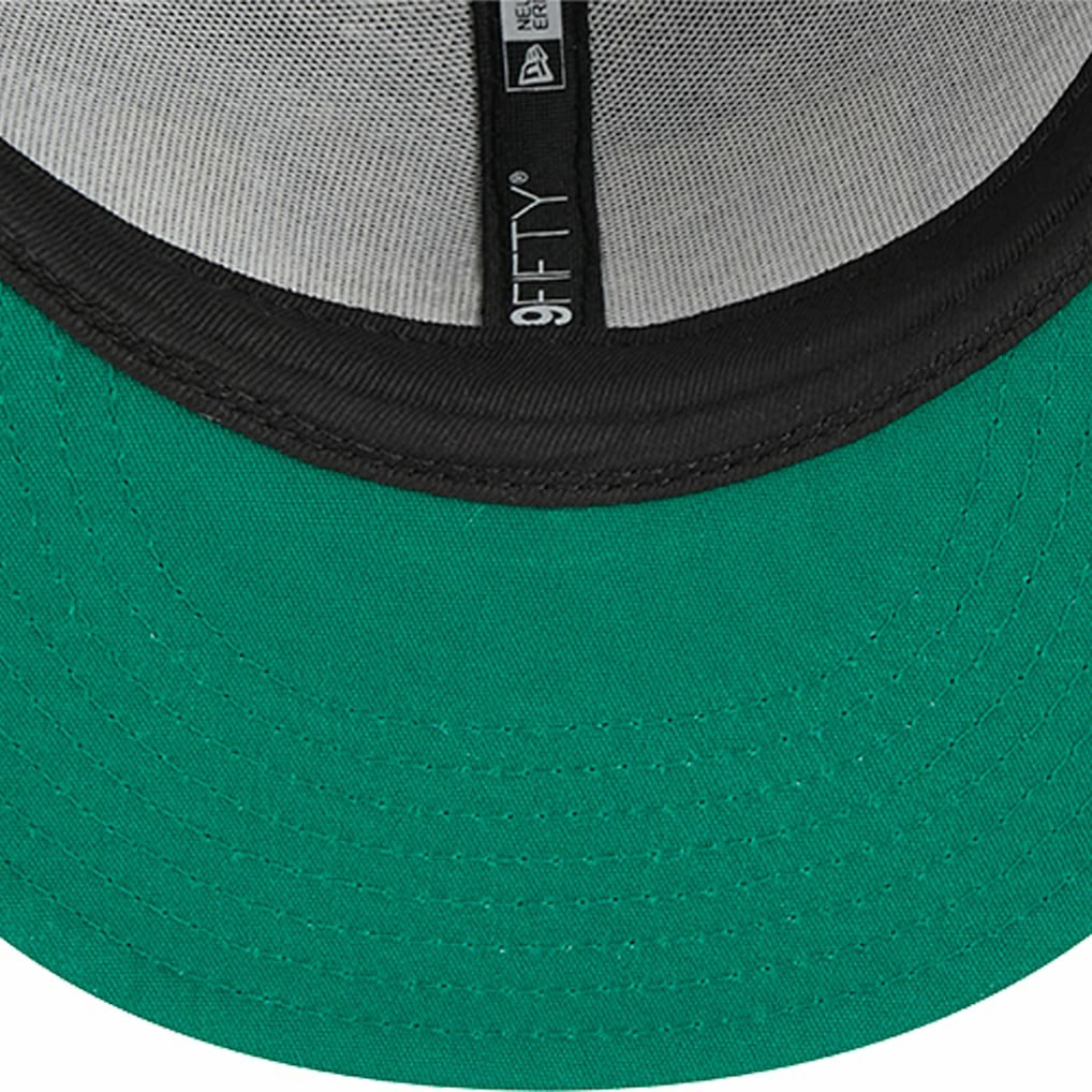 New Era Chicago Bulls Post-Up Pin Mesh 9FIFTY Snapback Hat