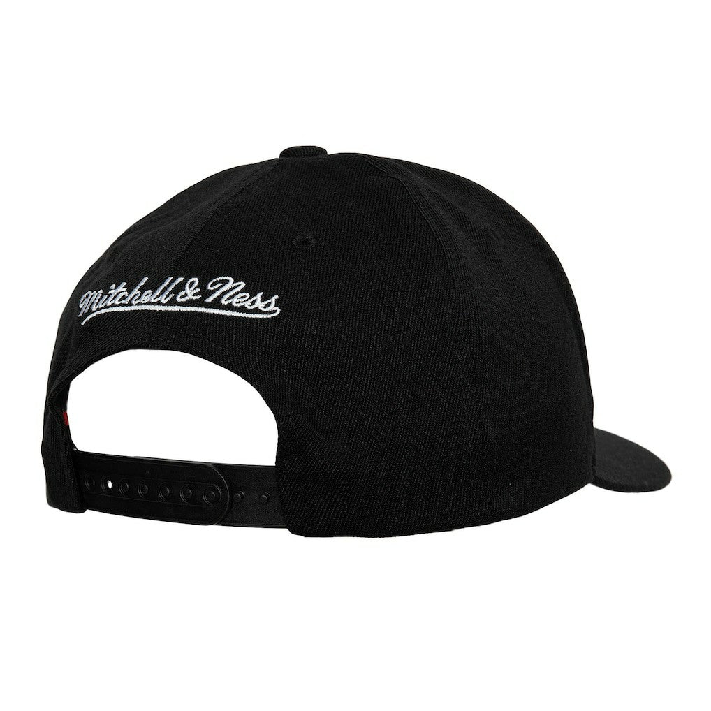 Mitchell & Ness Brooklyn Nets MVP Team Script 2.0 Stretch-Snapback Hat