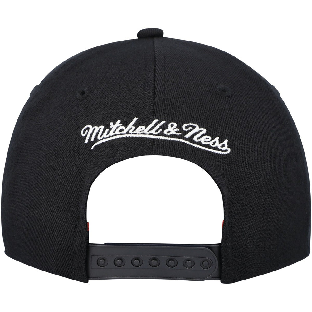 Mitchell & Ness Toronto Raptors MVP Team Script 2.0 Stretch Snapback Hat
