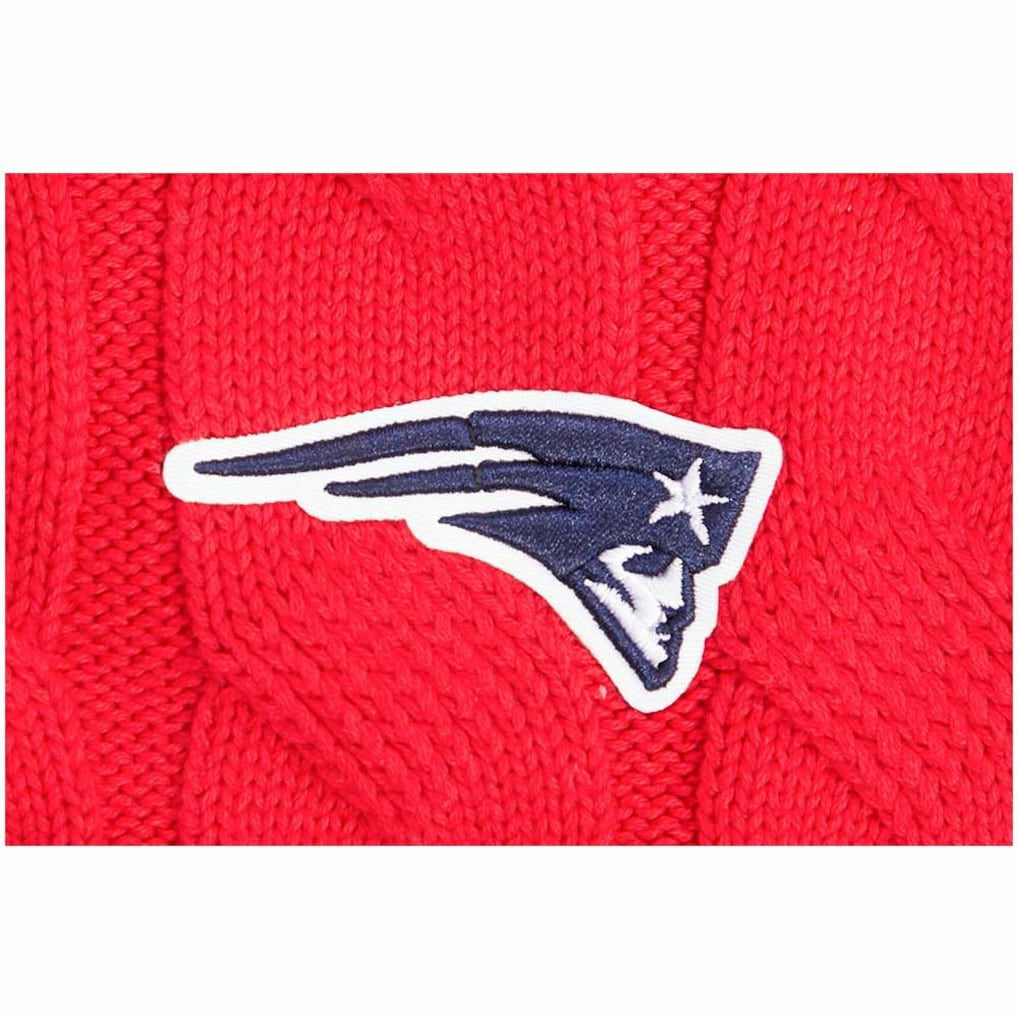 Pro Standard Women's Prep V-Neck Pullover Sweater - New England Patriots Pullover