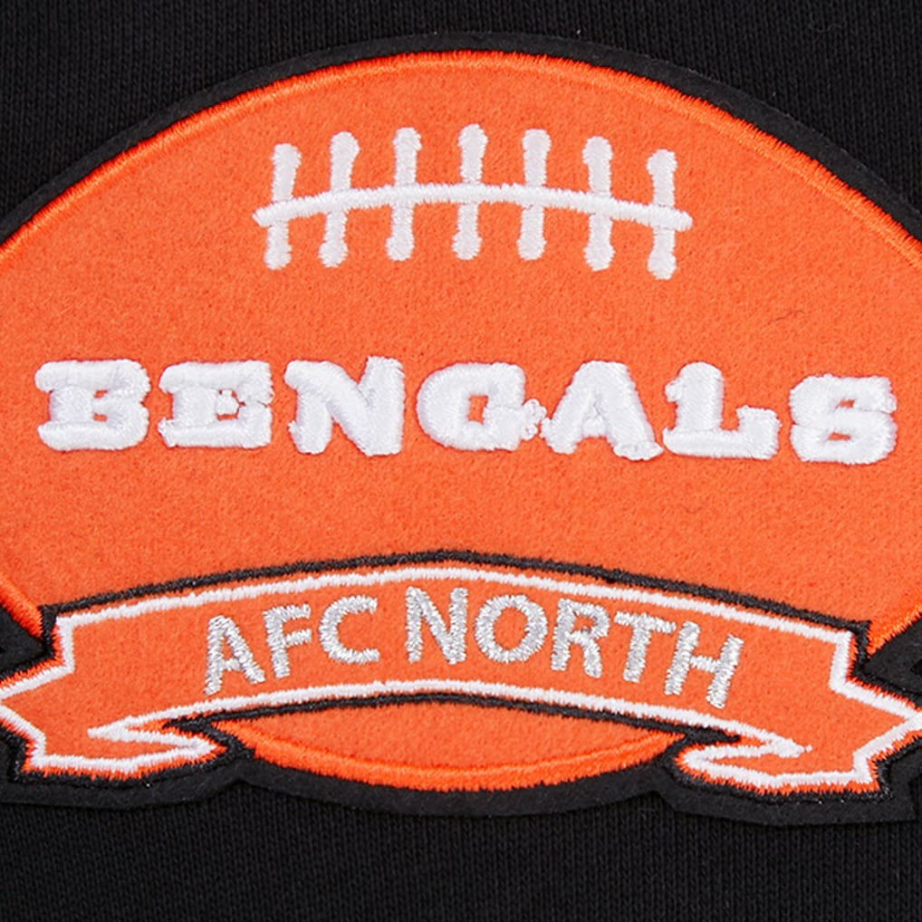 Pro Standard Crest Emblem Pullover Sweatshirt - Cincinnati Bengals Pullover