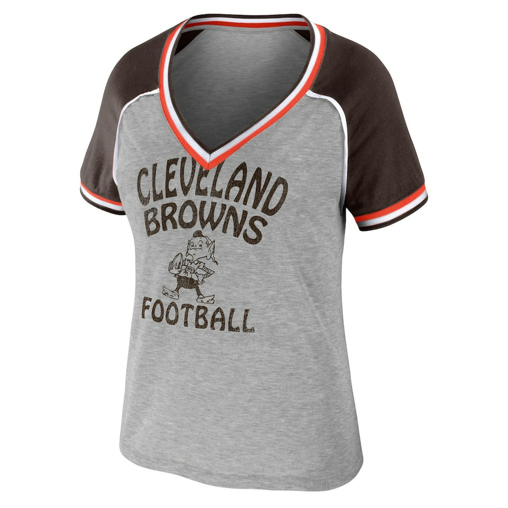 WEAR by Erin Andrews Women's Cropped Raglan Throwback V-Neck T-Shirt - Cleveland Browns T-shirts