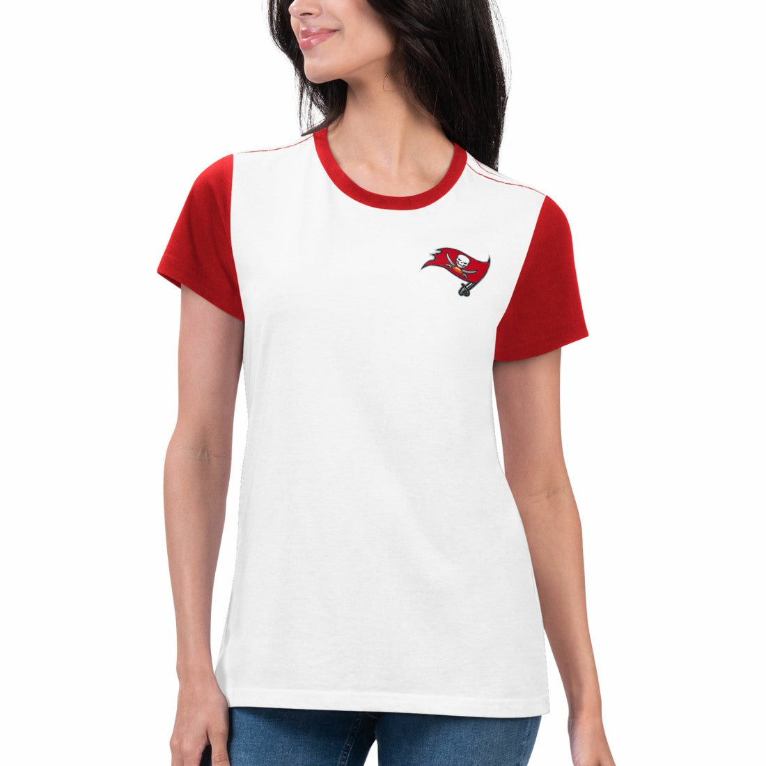 G-III 4Her by Carl Banks Women's Fashion Illustration T-Shirt - Tampa Bay Buccaneers T-shirts