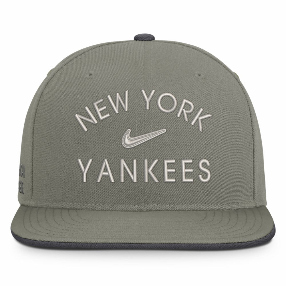Olive New York Yankees Nike Pro Dri-FIT Snapback Hat