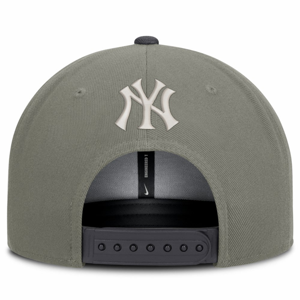 Olive New York Yankees Nike Pro Dri-FIT Snapback Hat
