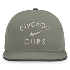 Olive Chicago Cubs Nike Pro Dri-FIT Snapback Hat