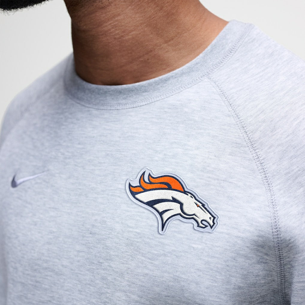 Tech Fleece Raglan Sweatshirt - Denver Broncos Sweatshirts
