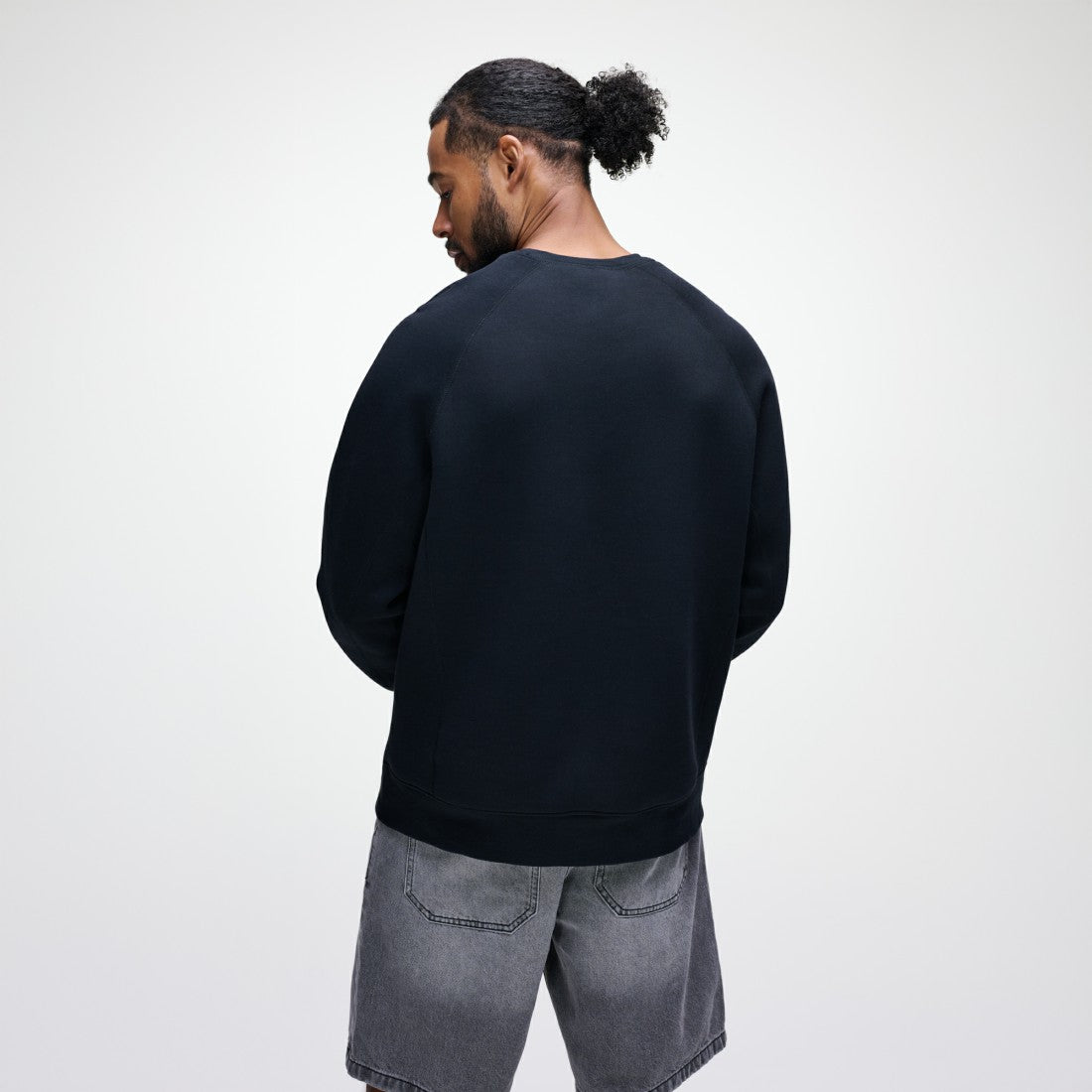 Tech Fleece Raglan Sweatshirt - Detroit Lions Sweatshirts
