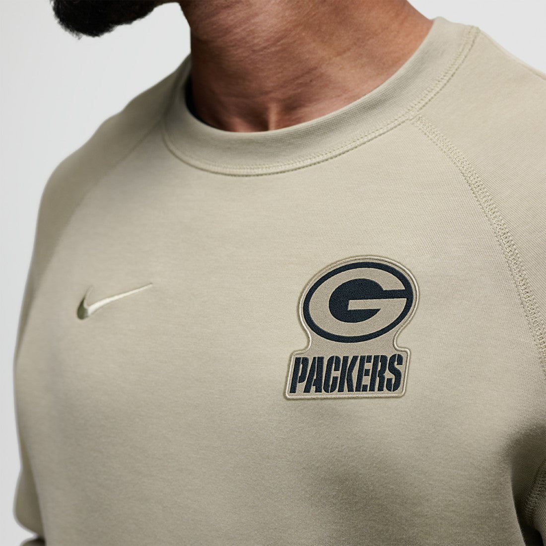 Tech Fleece Raglan Sweatshirt - Green Bay Packers Sweatshirts
