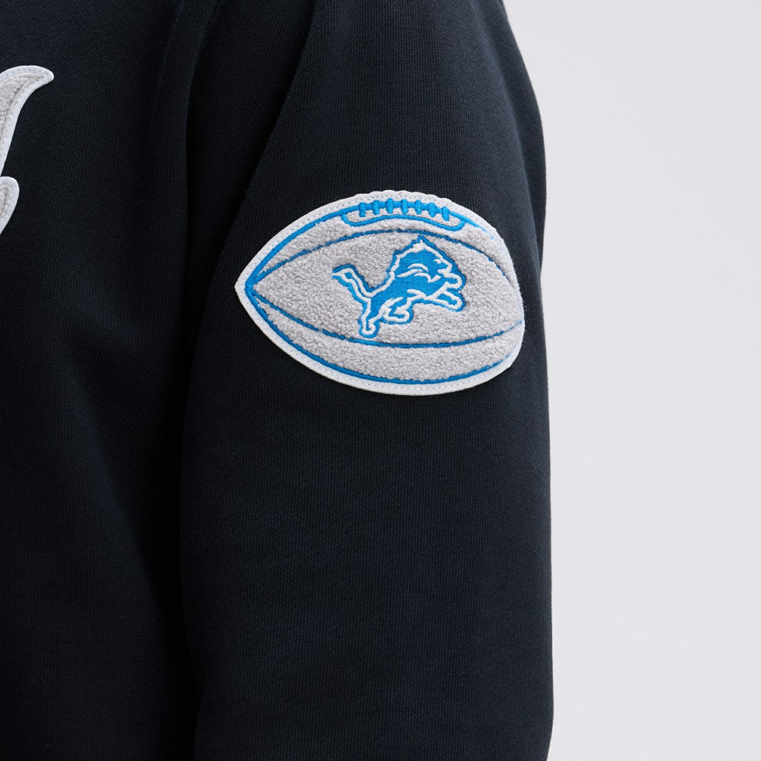 IconicFleece Tipped Hoodie - Detroit Lions Hoodies