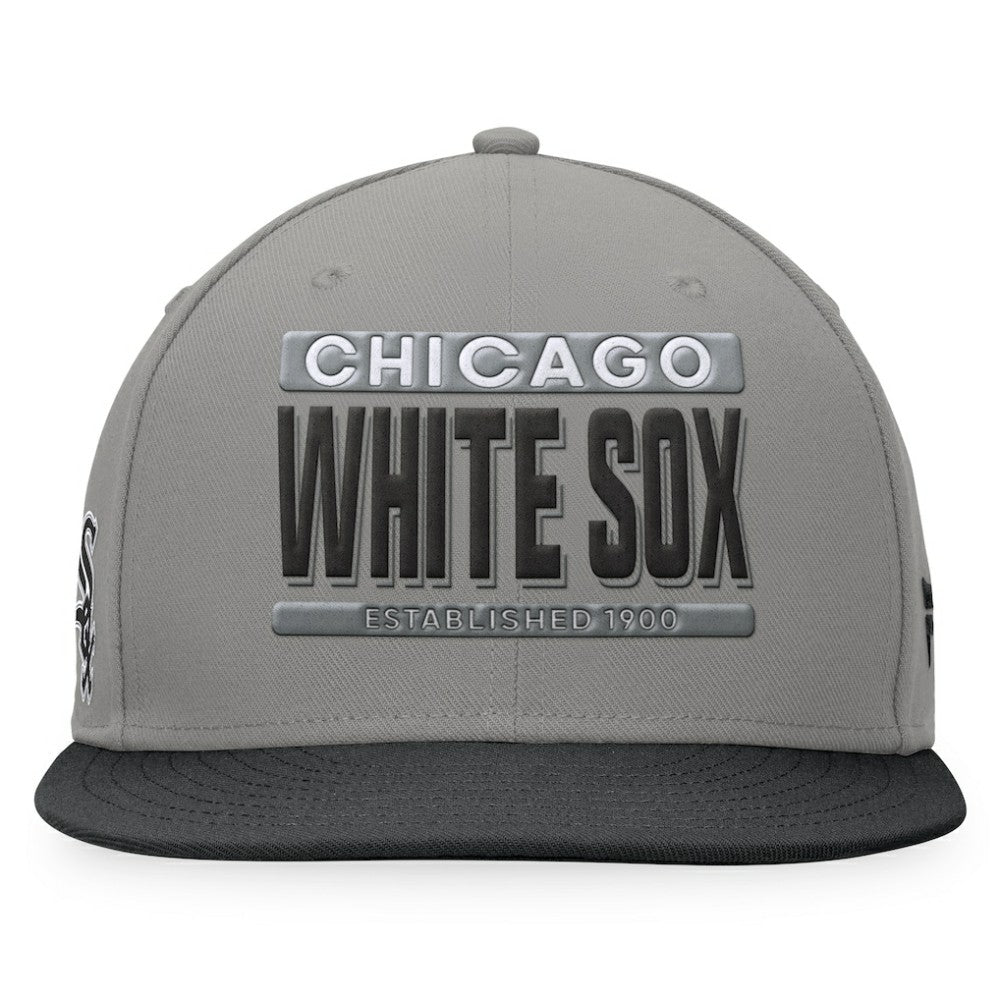 Gray/Black Chicago White Sox Fanatics Line Drive Two-Tone Snapback Hat