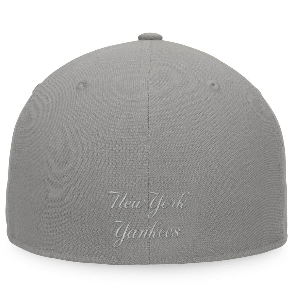 Gray New York Yankees Fanatics Dugout Fitted Hat