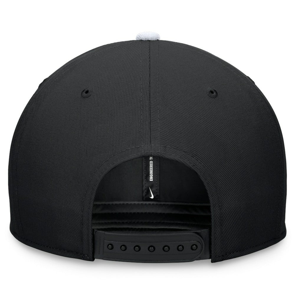 Black/White Chicago White Sox Nike Two-Tone Snapback Hat