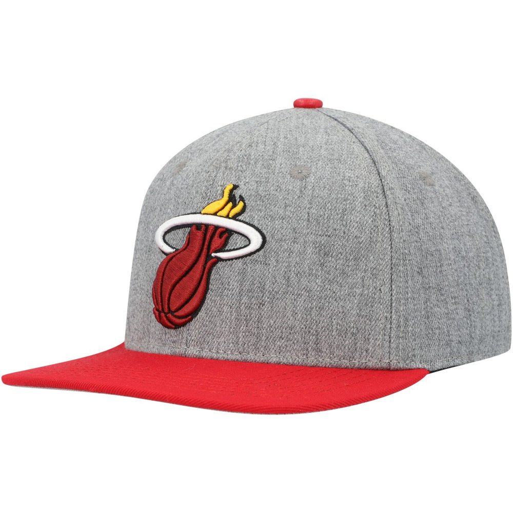 Miami Heat Pro Standard Classic Logo Two-Tone Snapback Hat