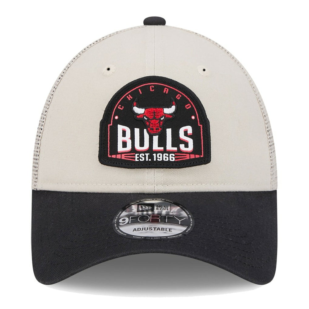 New Era Chicago Bulls Throwback Patch Trucker 9FORTY Adjustable Hat