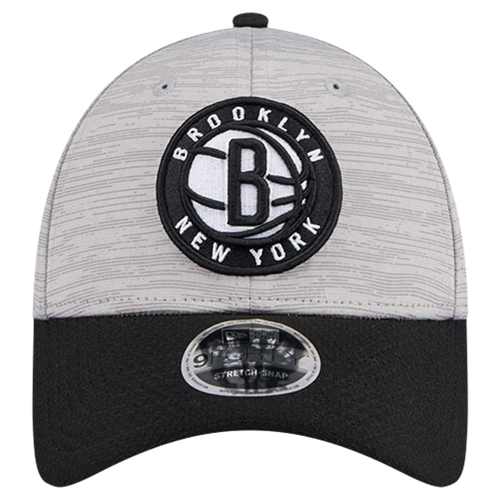 New Era Brooklyn Nets Active Digi-Tech Two-Tone 9FORTY Adjustable Hat