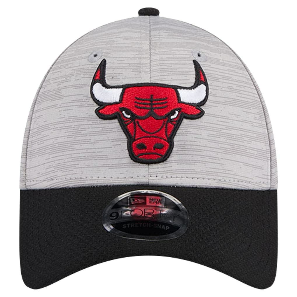 New Era Chicago Bulls Active Digi-Tech Two-Tone 9FORTY Adjustable Hat