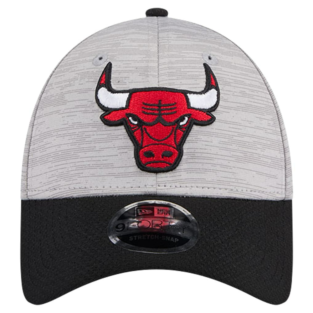 New Era Chicago Bulls Active Digi-Tech Two-Tone 9FORTY Adjustable Hat