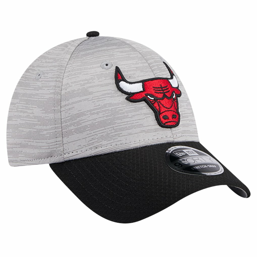 New Era Chicago Bulls Active Digi-Tech Two-Tone 9FORTY Adjustable Hat